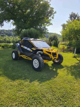 ����� �� �������� �� Can-Am Maverick R XRS