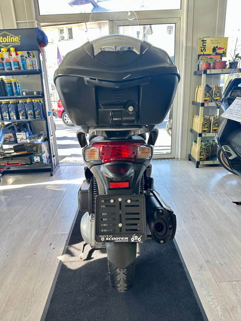 Honda Sh 300i 04.2012г., снимка 6 - Мотоциклети и мототехника - 51978123