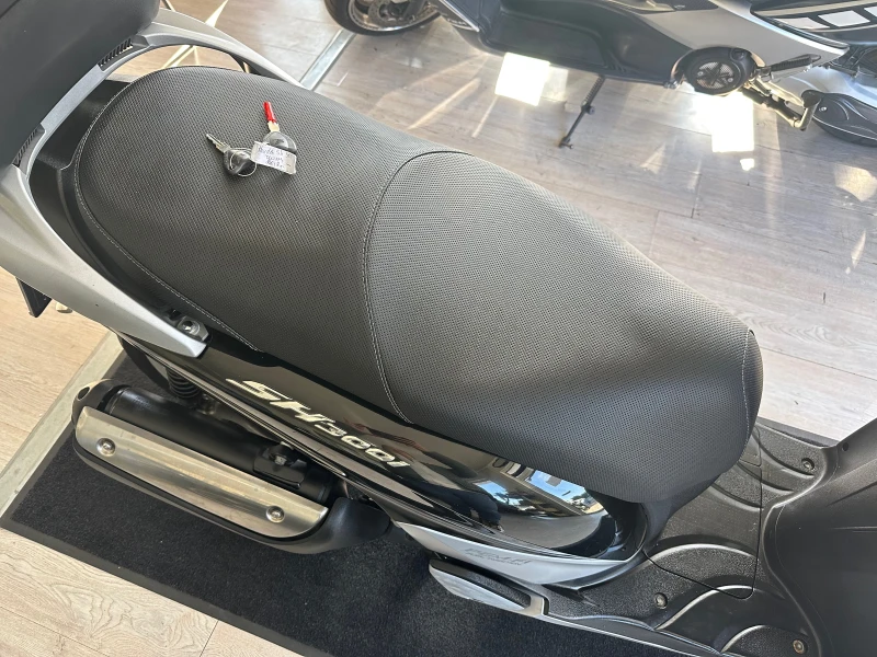 Honda Sh 300i 04.2012г., снимка 5 - Мотоциклети и мототехника - 51978123