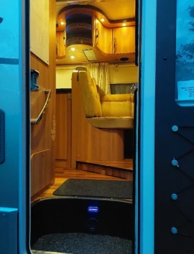 Кемпер HYMER / ERIBA Hymer Tramp 698 CL Exclusive Line , снимка 9