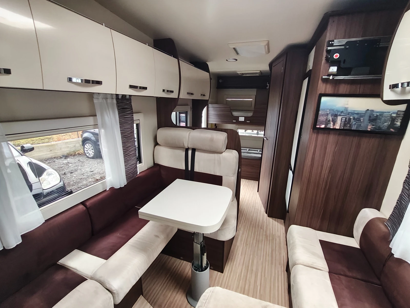 Кемпер Benimar SPORT 324 Swiss, снимка 9 - Каравани и кемпери - 56716540