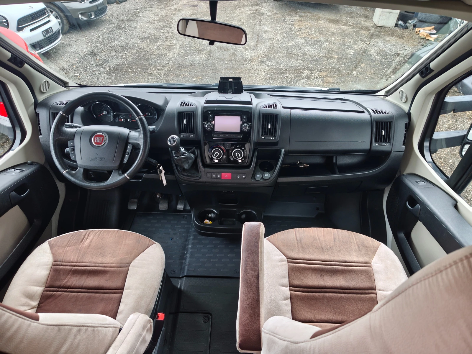 Кемпер Benimar SPORT 324 Swiss, снимка 8 - Каравани и кемпери - 56716540
