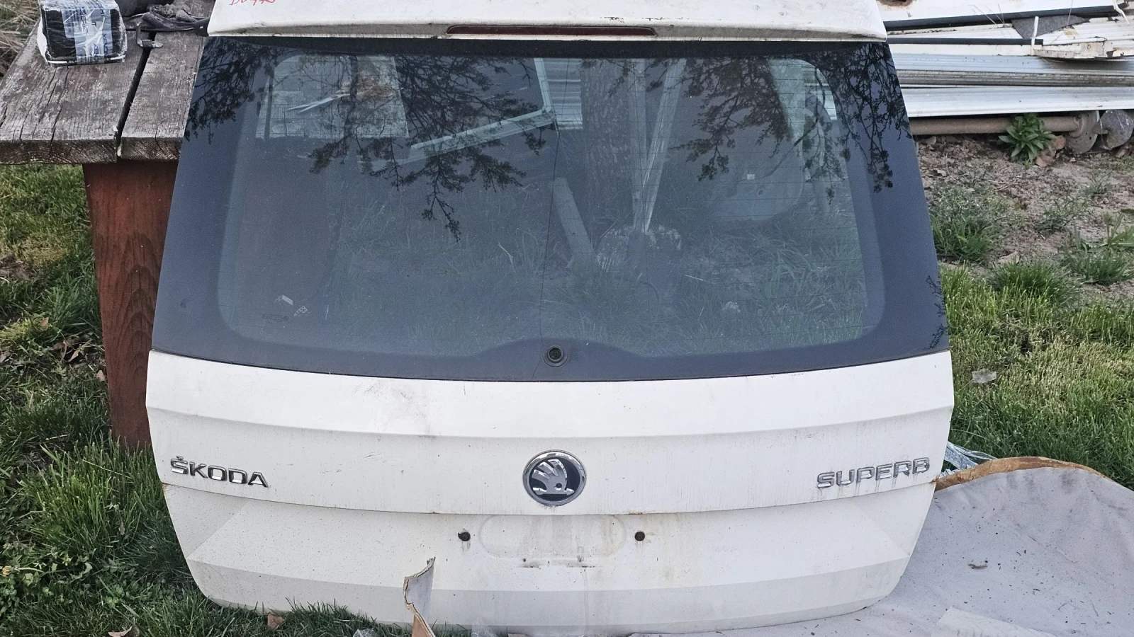 Заден капак Суперб2