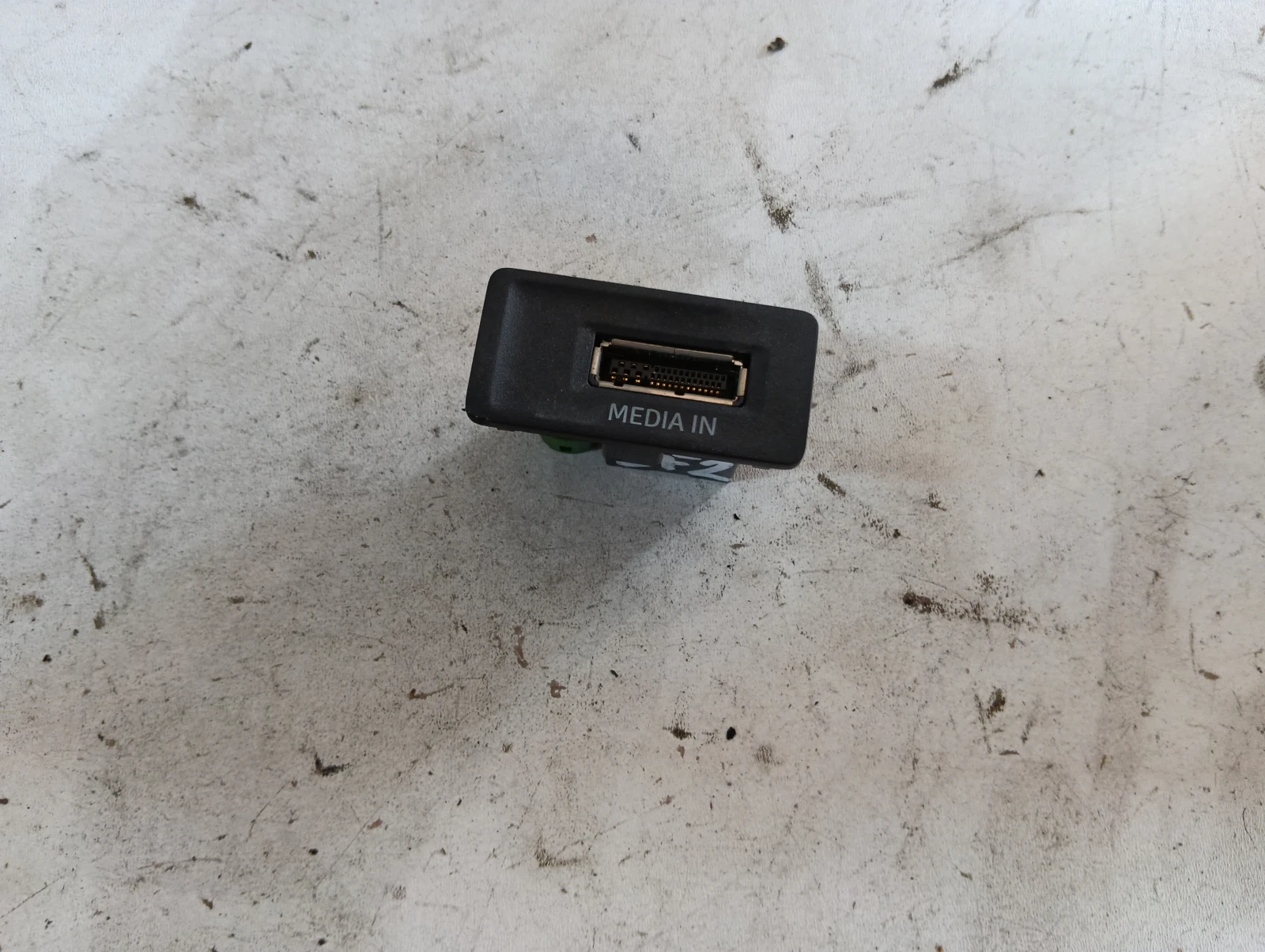usb/aux 5F0035222C 5Q0035736 Seat Leon