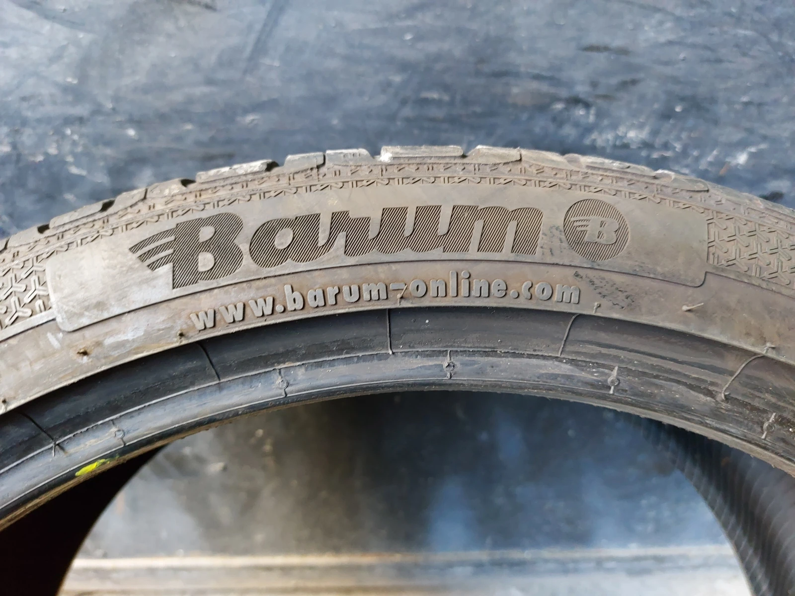 ���� 255/35R19 | Mobile.bg � ����������� 5