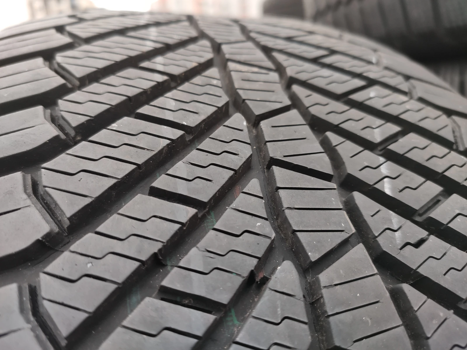  235/55R17 | Mobile.bg   3