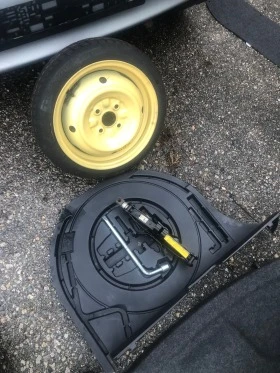 Toyota Yaris 1.0 vvt i, снимка 13