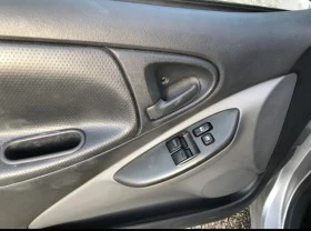 Toyota Yaris 1.0 vvt i, снимка 10