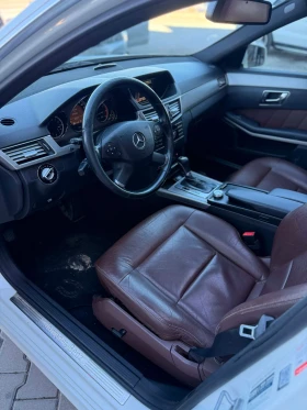 Mercedes-Benz E 220, снимка 9