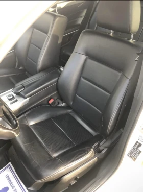Mercedes-Benz E 200, снимка 10