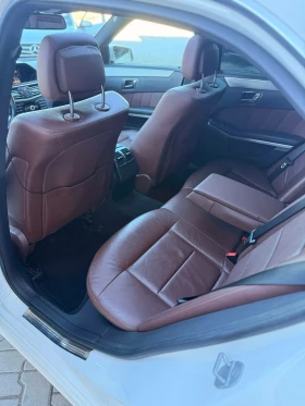 Mercedes-Benz E 220, снимка 10