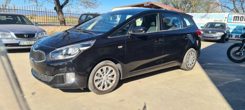 Kia Carens 1.7 crdi, снимка 11 - Автомобили и джипове - 40068327