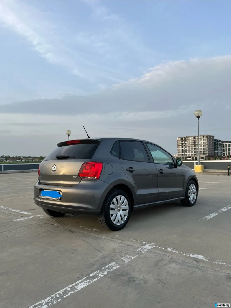 VW Polo, снимка 6 - Автомобили и джипове - 47568737