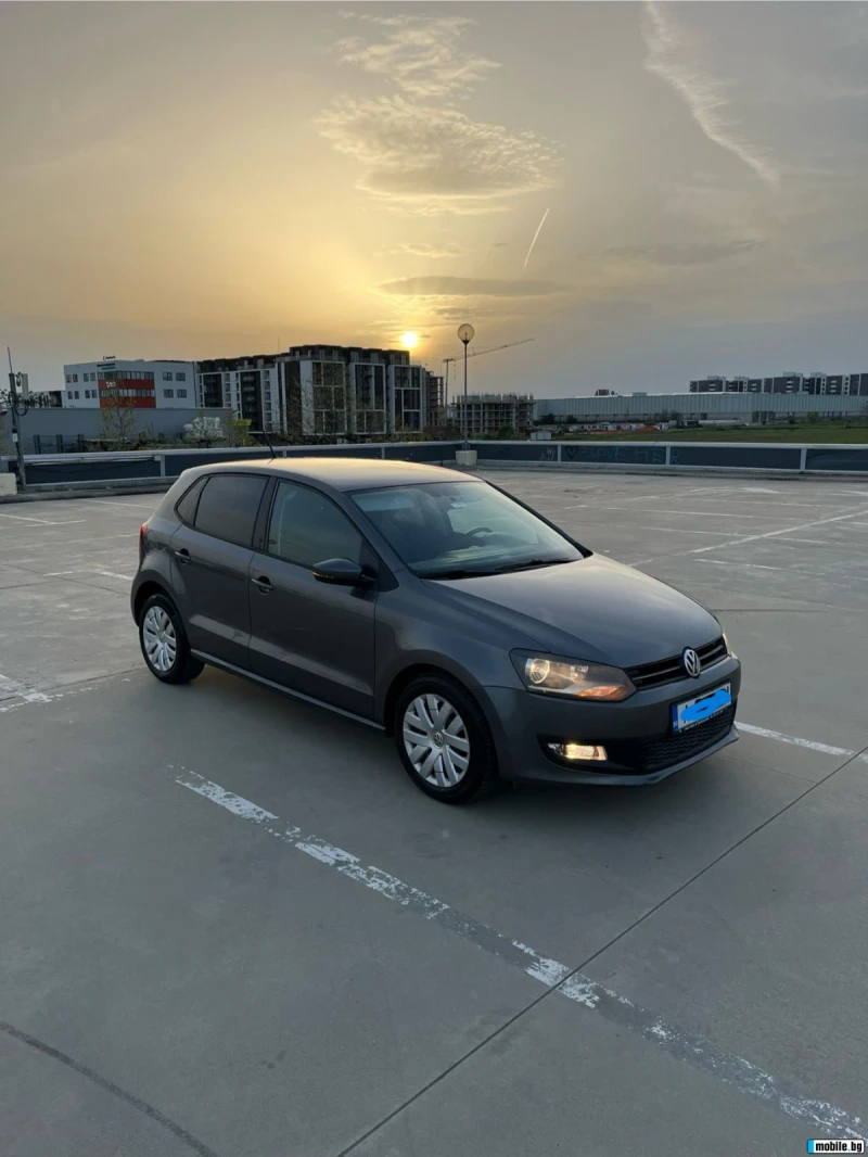 VW Polo, снимка 2 - Автомобили и джипове - 47568737