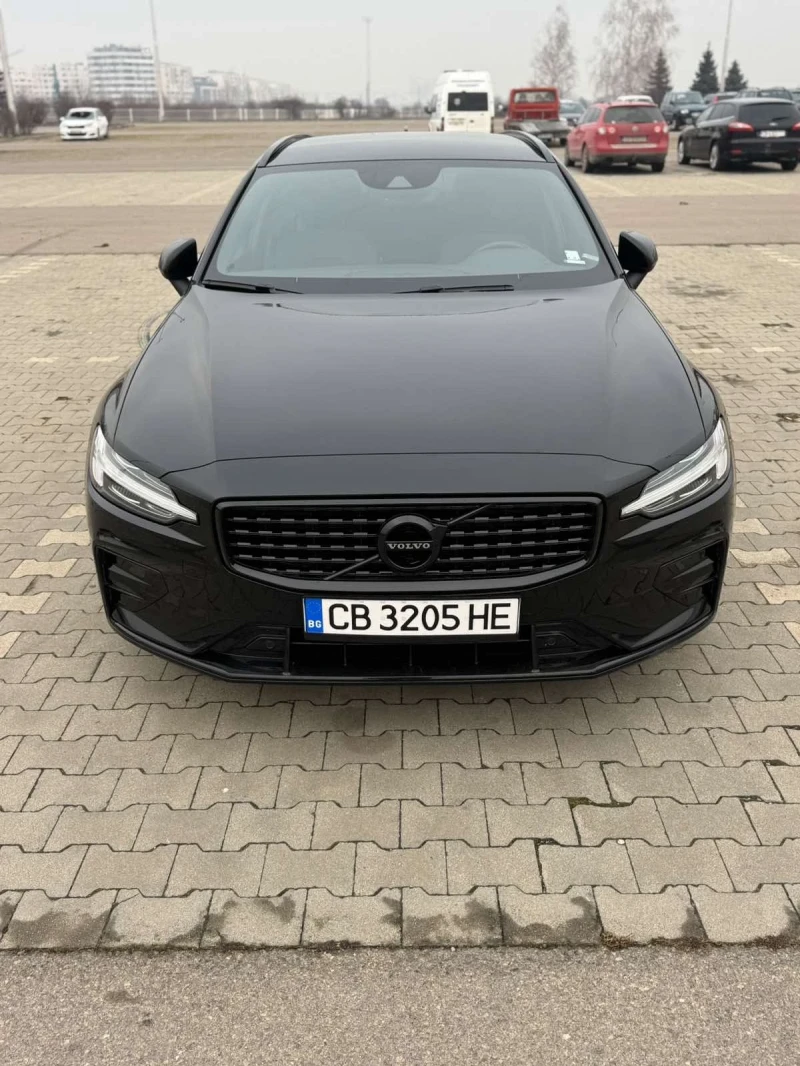 Volvo V60 R DESIGN, снимка 2 - Автомобили и джипове - 48486107