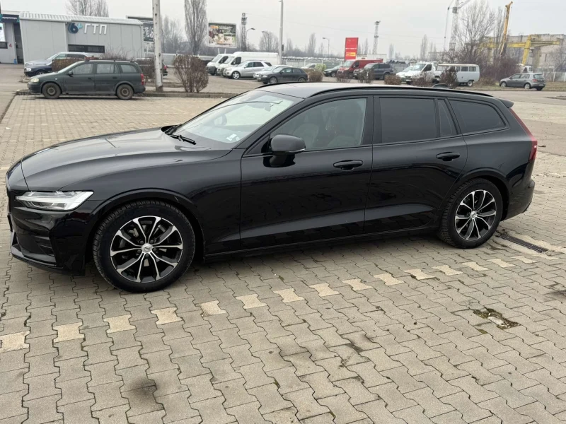 Volvo V60 R DESIGN, снимка 5 - Автомобили и джипове - 48486107