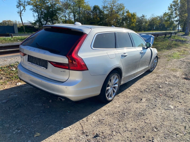 Volvo V90 2.0D D5 AWD, снимка 1 - Автомобили и джипове - 47813901