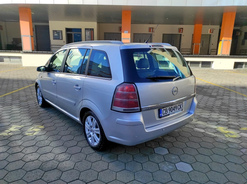 Opel Zafira, снимка 5 - Автомобили и джипове - 49030295