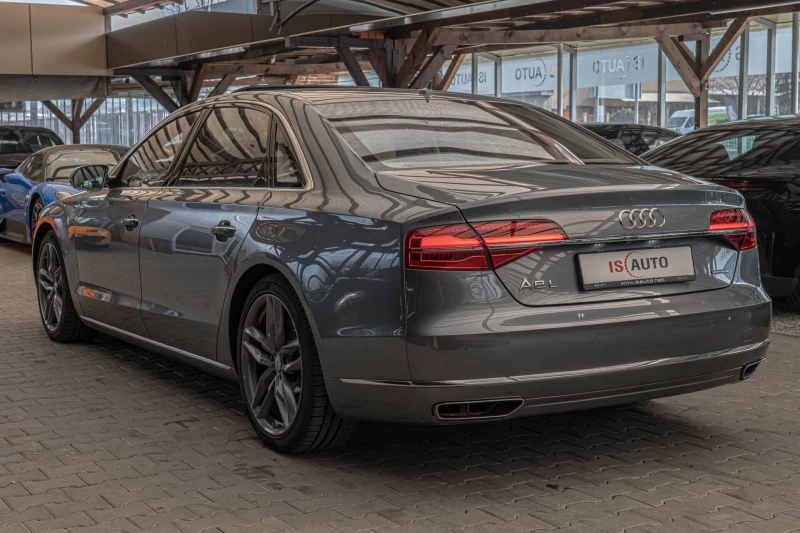 Audi A8 4.2TDI/Long/Bose/Design Selection/137к км/Алкантар, снимка 5 - Автомобили и джипове - 49498429