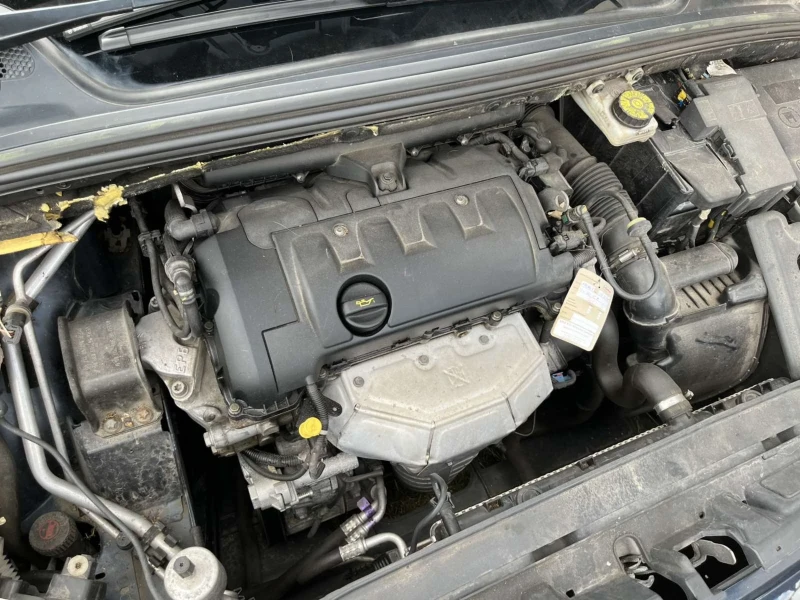 Peugeot 308 Бензин 2013 г, снимка 10 - Автомобили и джипове - 52566654