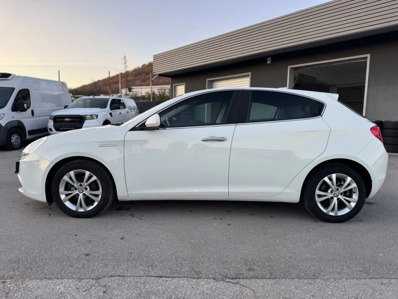 Alfa Romeo Giulietta 1.6JTD -10%, снимка 7 - Автомобили и джипове - 52403863