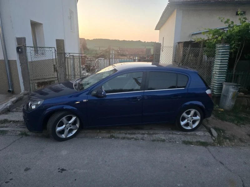Opel Astra 2.0t