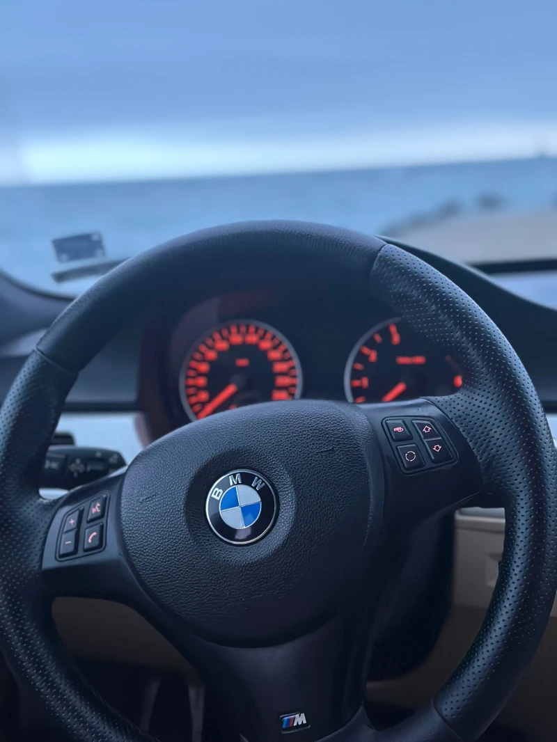 BMW 320 i газ, снимка 5 - Автомобили и джипове - 52970403