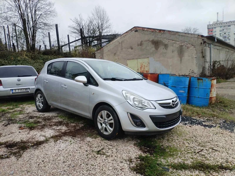 Opel Corsa, снимка 3 - Автомобили и джипове - 52976224