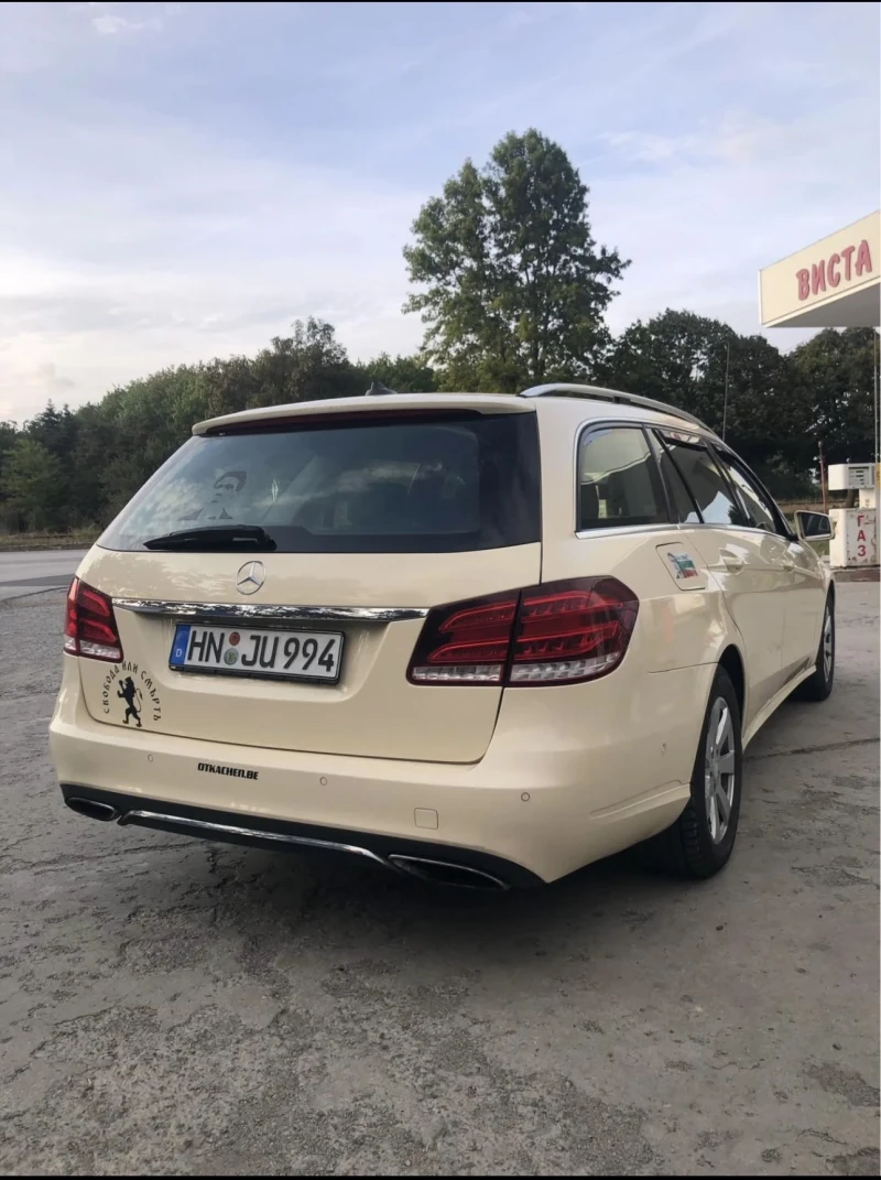 Mercedes-Benz E 200, снимка 5 - Автомобили и джипове - 53065315