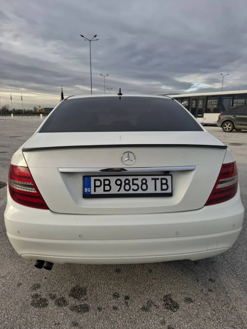 Mercedes-Benz C 200 2.2, снимка 2 - Автомобили и джипове - 53089713
