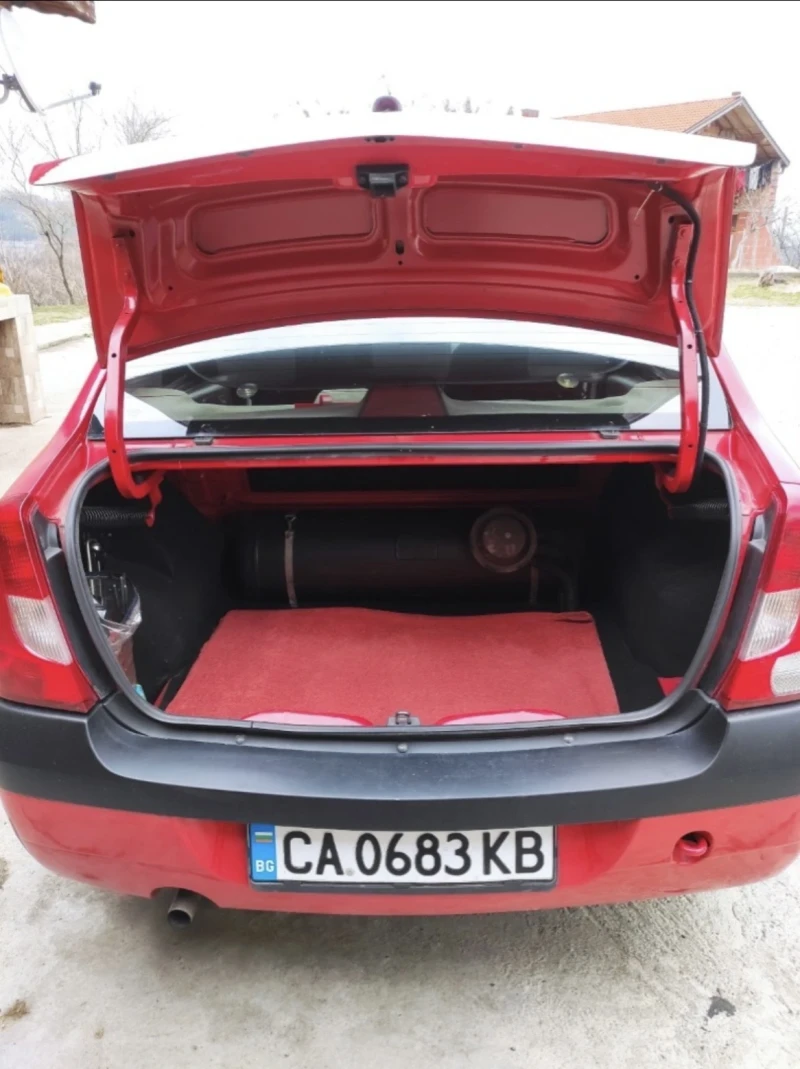 Dacia Logan 1.4 Gas, снимка 6 - Автомобили и джипове - 53237506