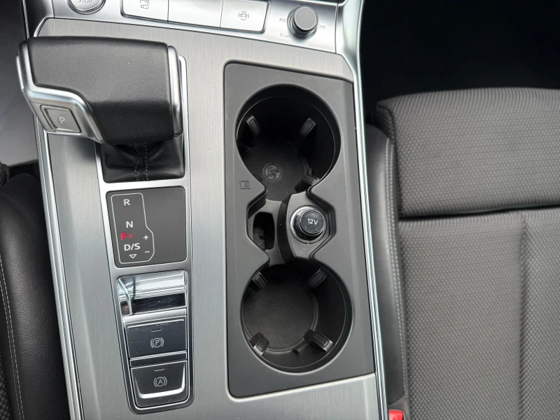 Audi A6 50TDI+ Matrix+ Bang&Olufsen+ Камера+ 2xS-line+ Под, снимка 14 - Автомобили и джипове - 53437655
