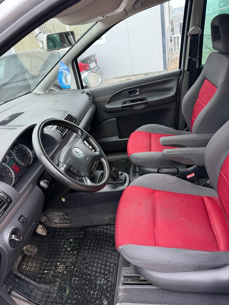 VW Sharan 2.0 TDI ИТАЛИЯНСКИ 6+ 1, снимка 8 - Автомобили и джипове - 53462371