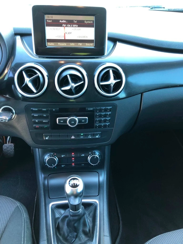 Mercedes-Benz B 180, снимка 10 - Автомобили и джипове - 54901540