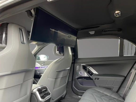 BMW 760 e M xDrive = Executive Drive Pro = Гаранция, снимка 11 - Автомобили и джипове - 55889880