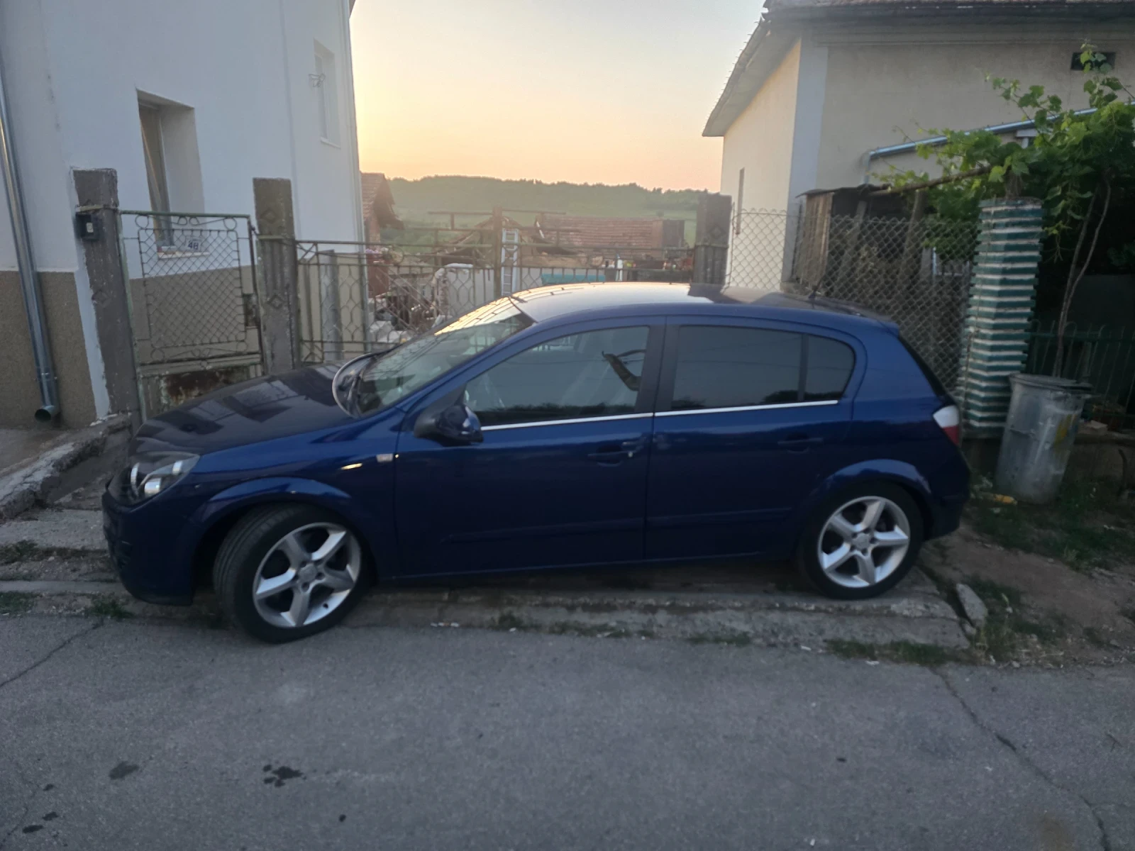 Opel Astra 2.0t, снимка 1