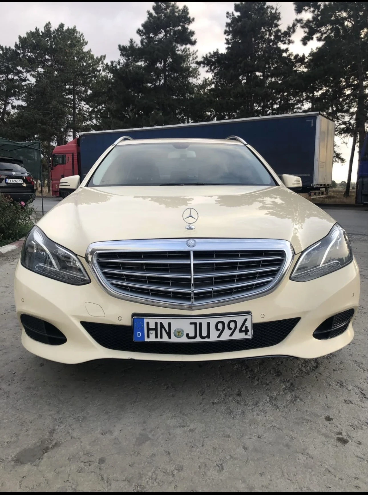 Mercedes-Benz E 200, снимка 1