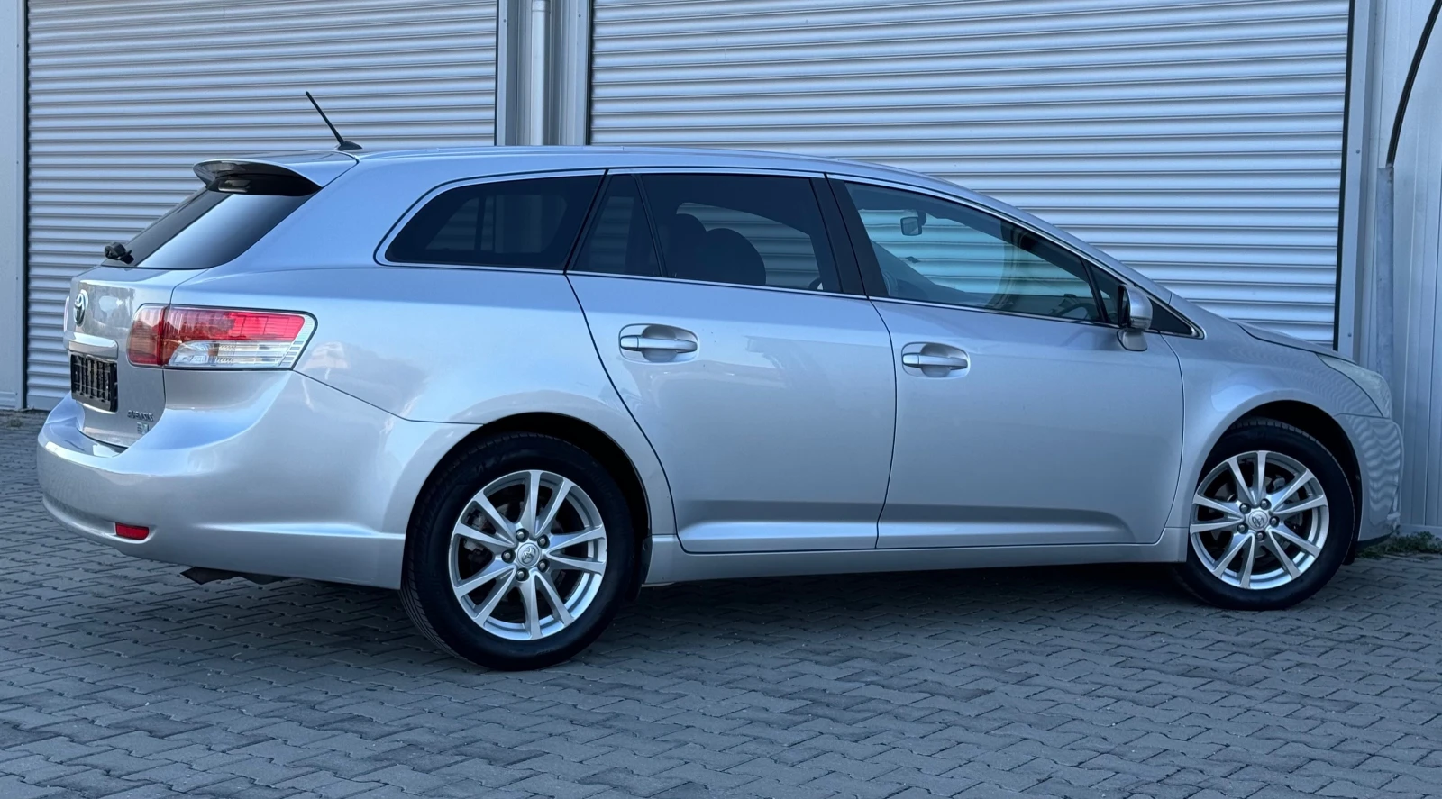 Toyota Avensis 2, 0D4D 126ps, 6ck., евро5, темпо, нави, мулти, ка - изображение 7