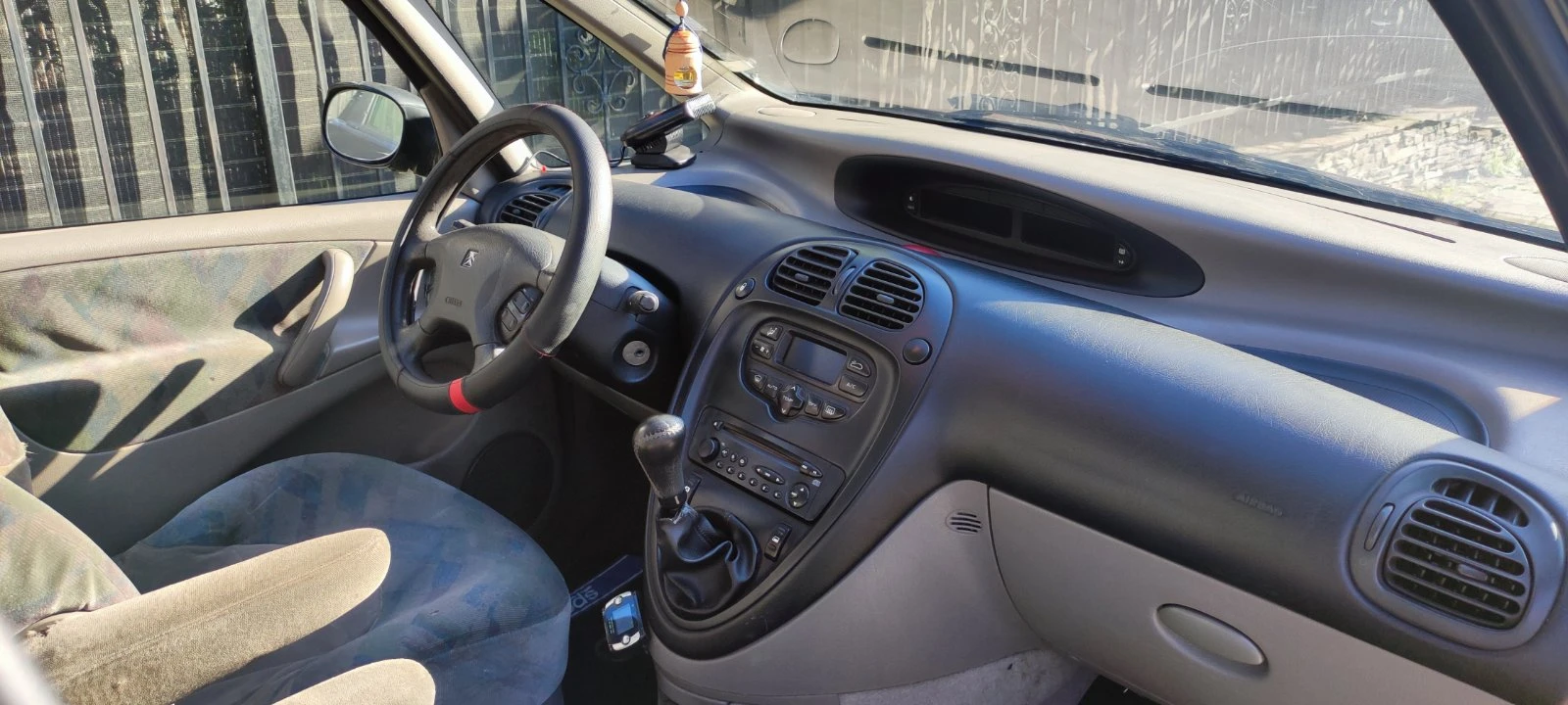 Citroen Xsara picasso 1.8 газ - изображение 4