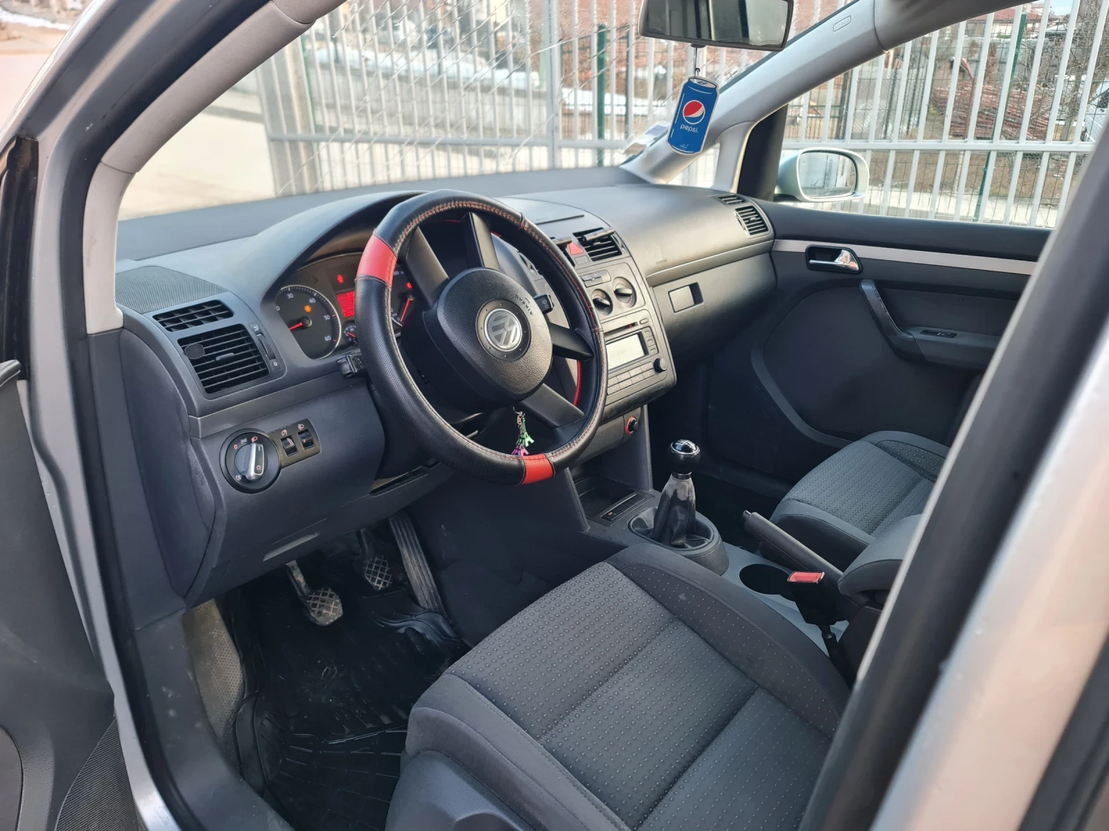 VW Touran 1.9 - изображение 10