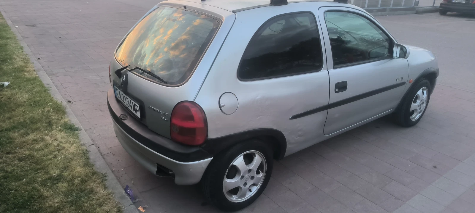 Opel Corsa 1.2 16v 65 коня - изображение 6