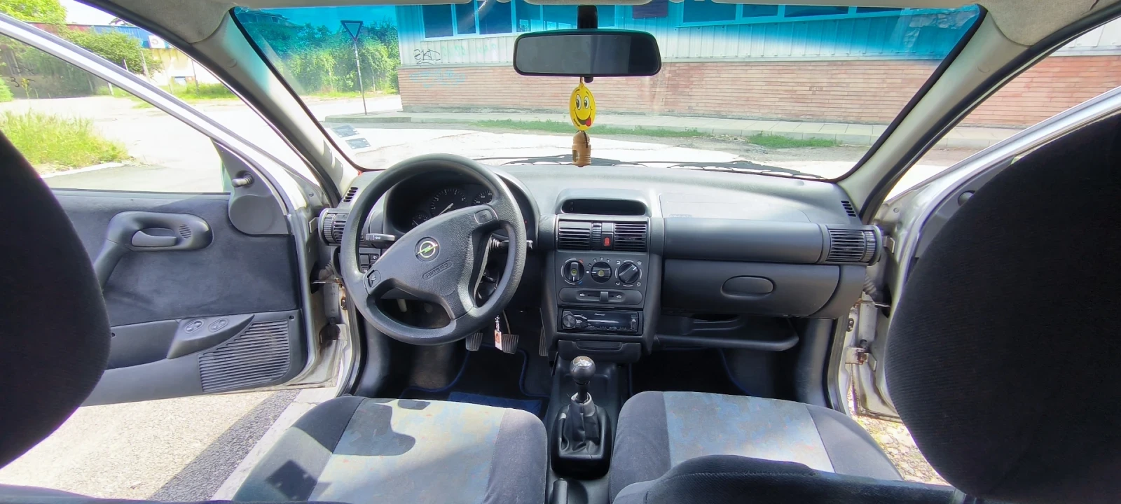 Opel Corsa 1.2 16v 65 коня - изображение 8