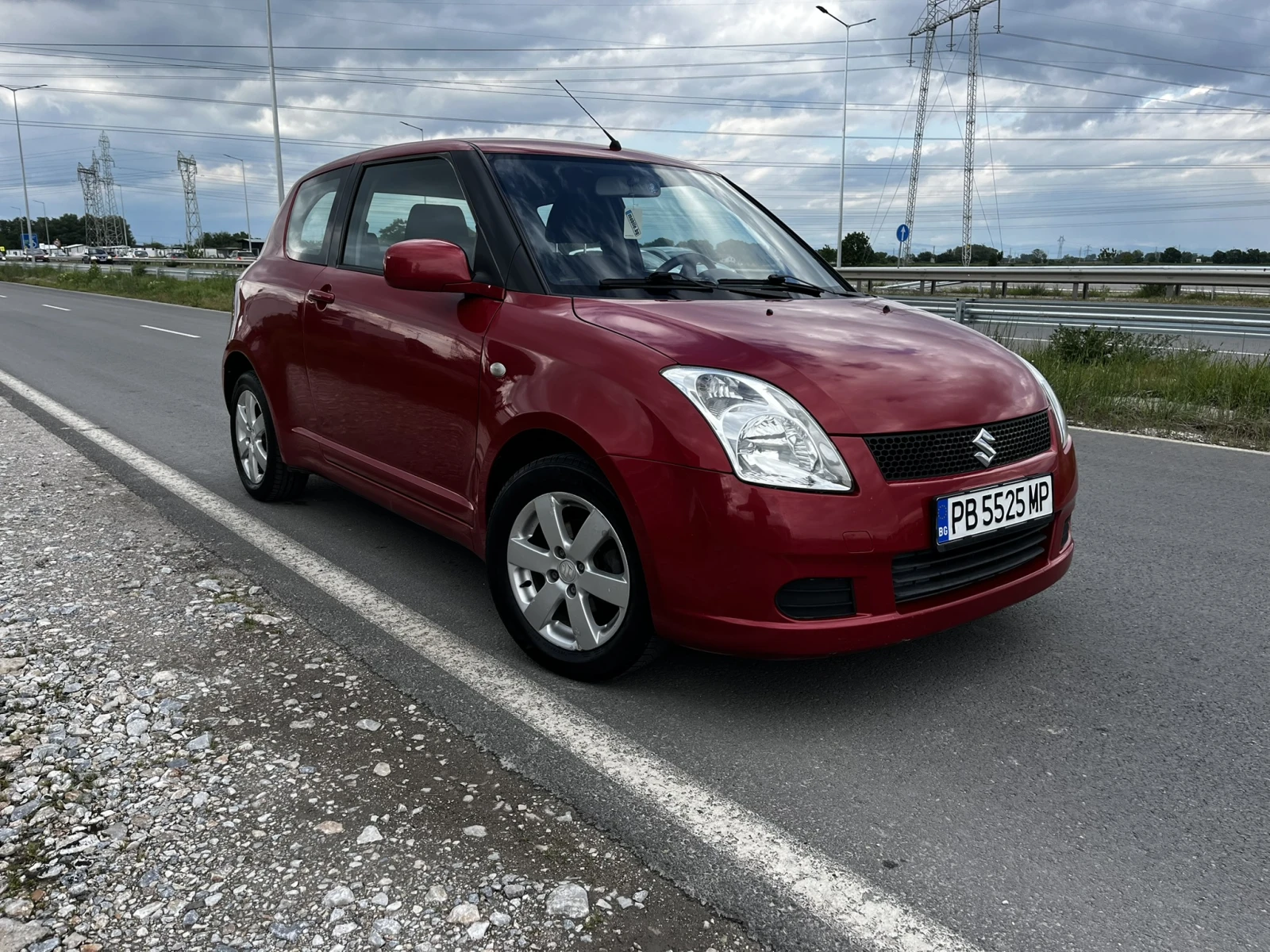 Suzuki Swift 1.3i - изображение 3