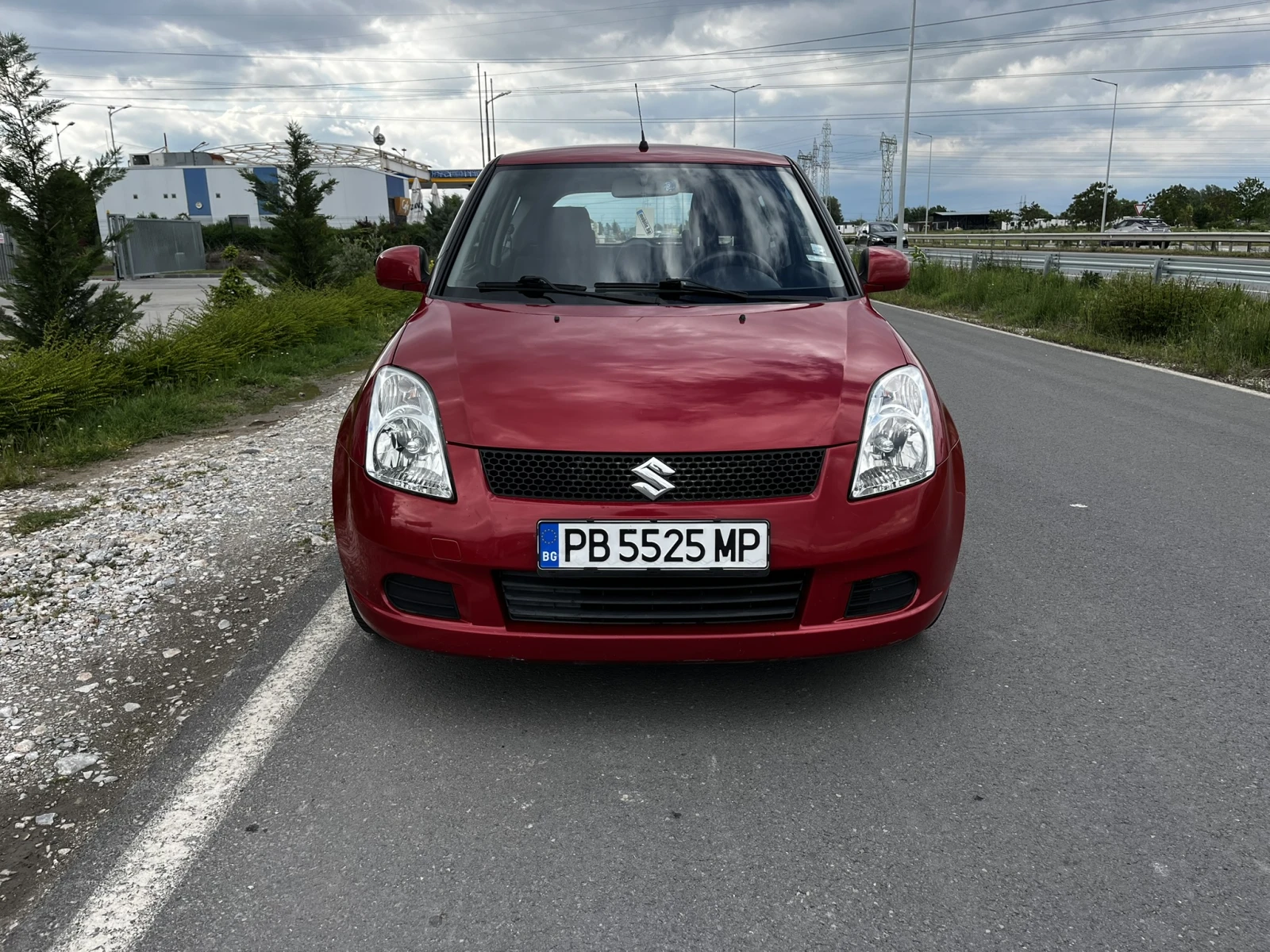 Suzuki Swift 1.3i - изображение 6