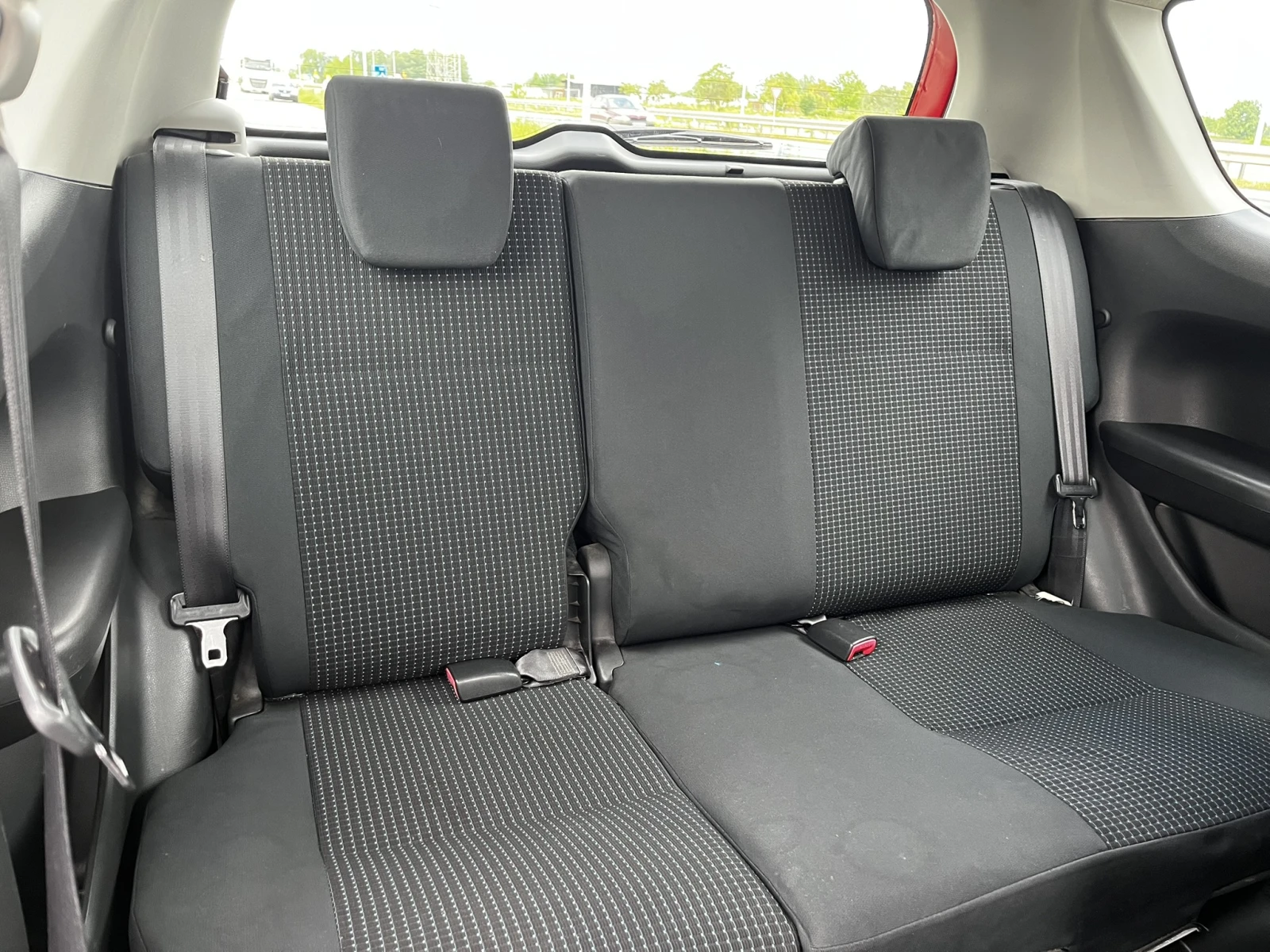Suzuki Swift 1.3i - изображение 10