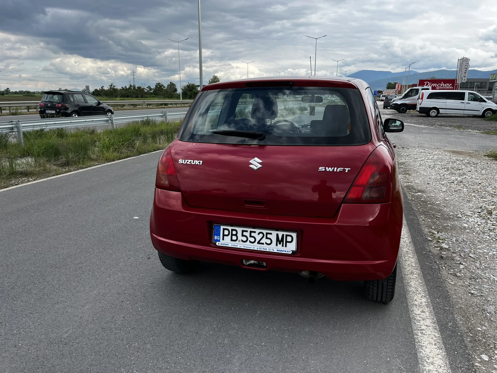 Suzuki Swift 1.3i - изображение 7