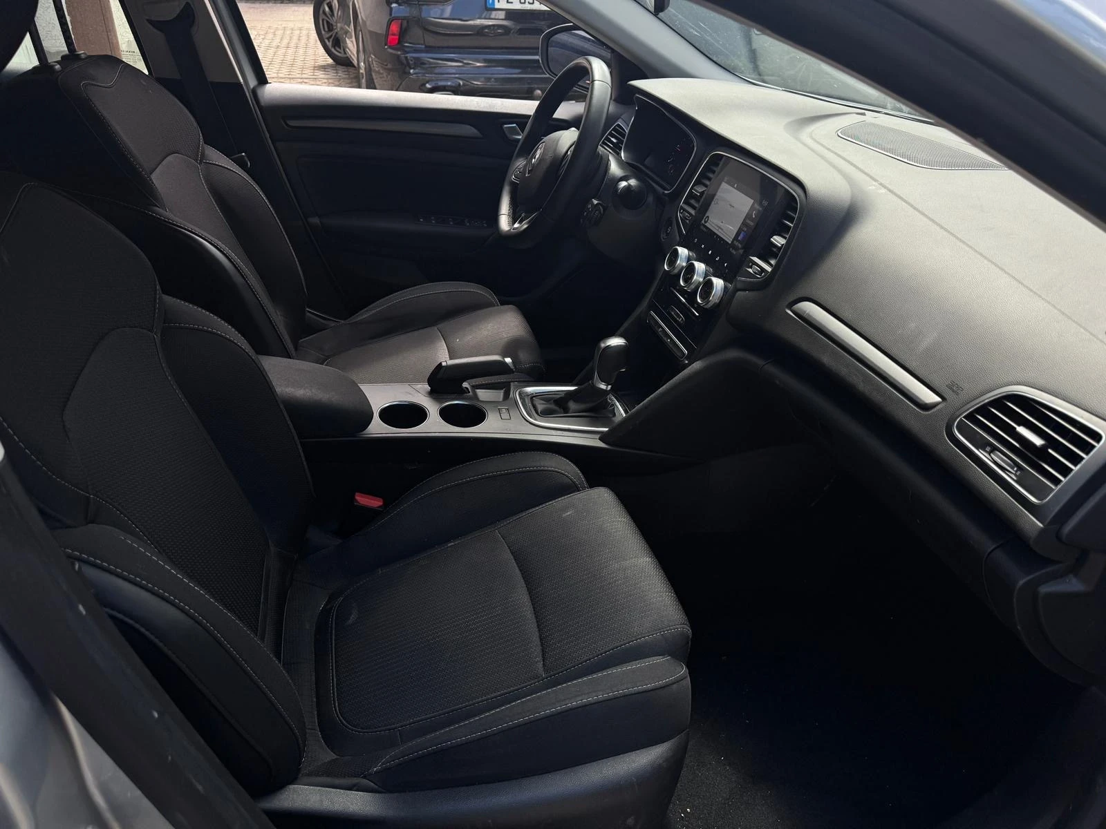 Renault Megane  - изображение 5