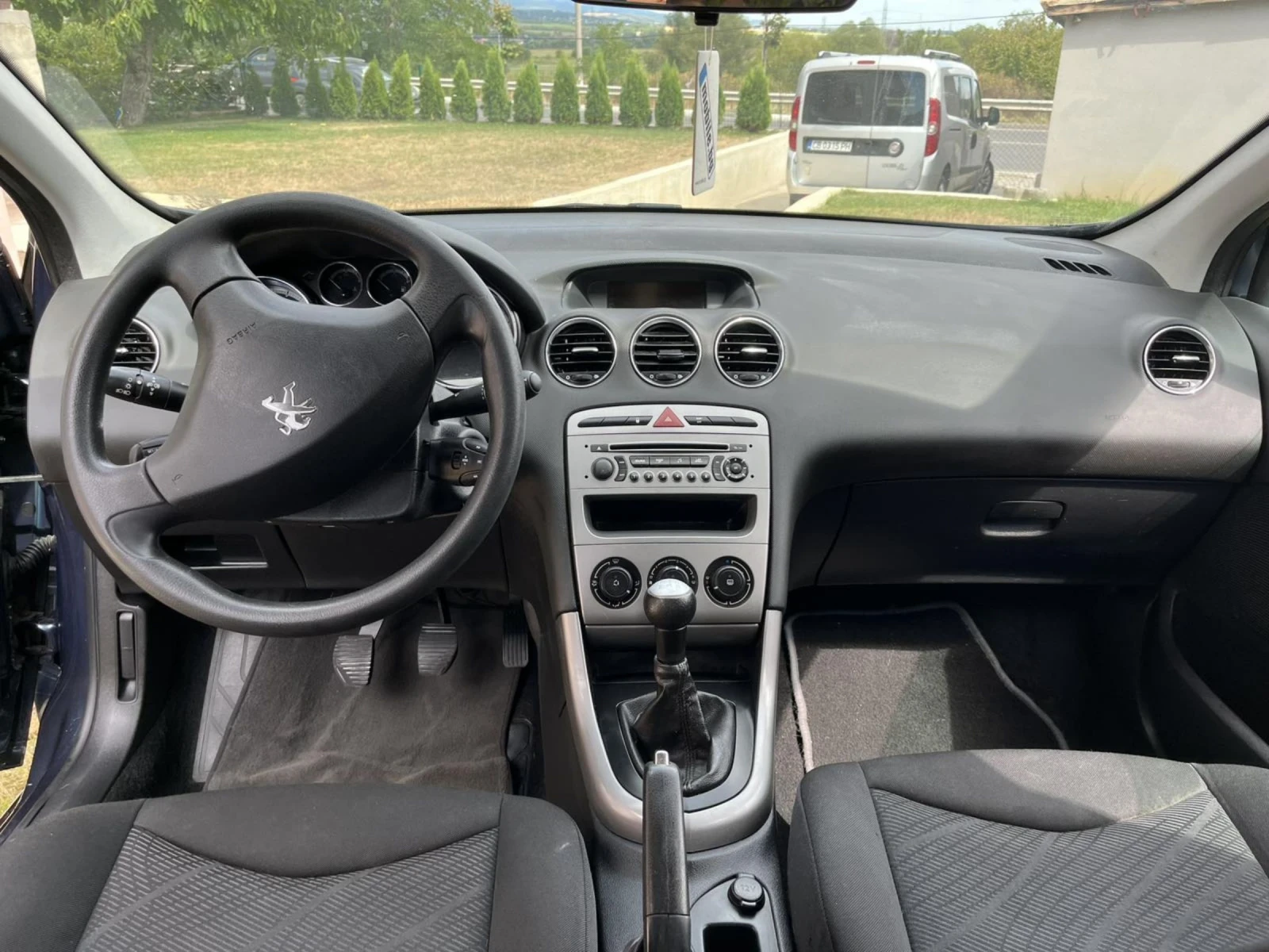 Peugeot 308  2013  | Mobile.bg   11