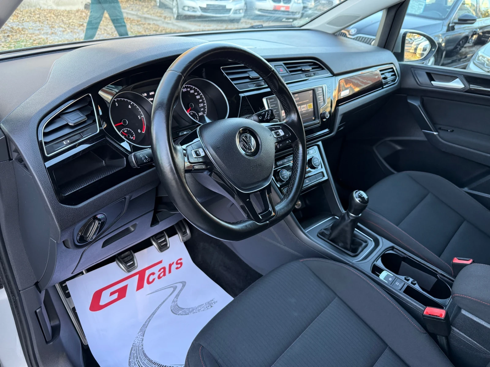 VW Touran 2.0TDI/LED/6+ 1/SOUND - изображение 7