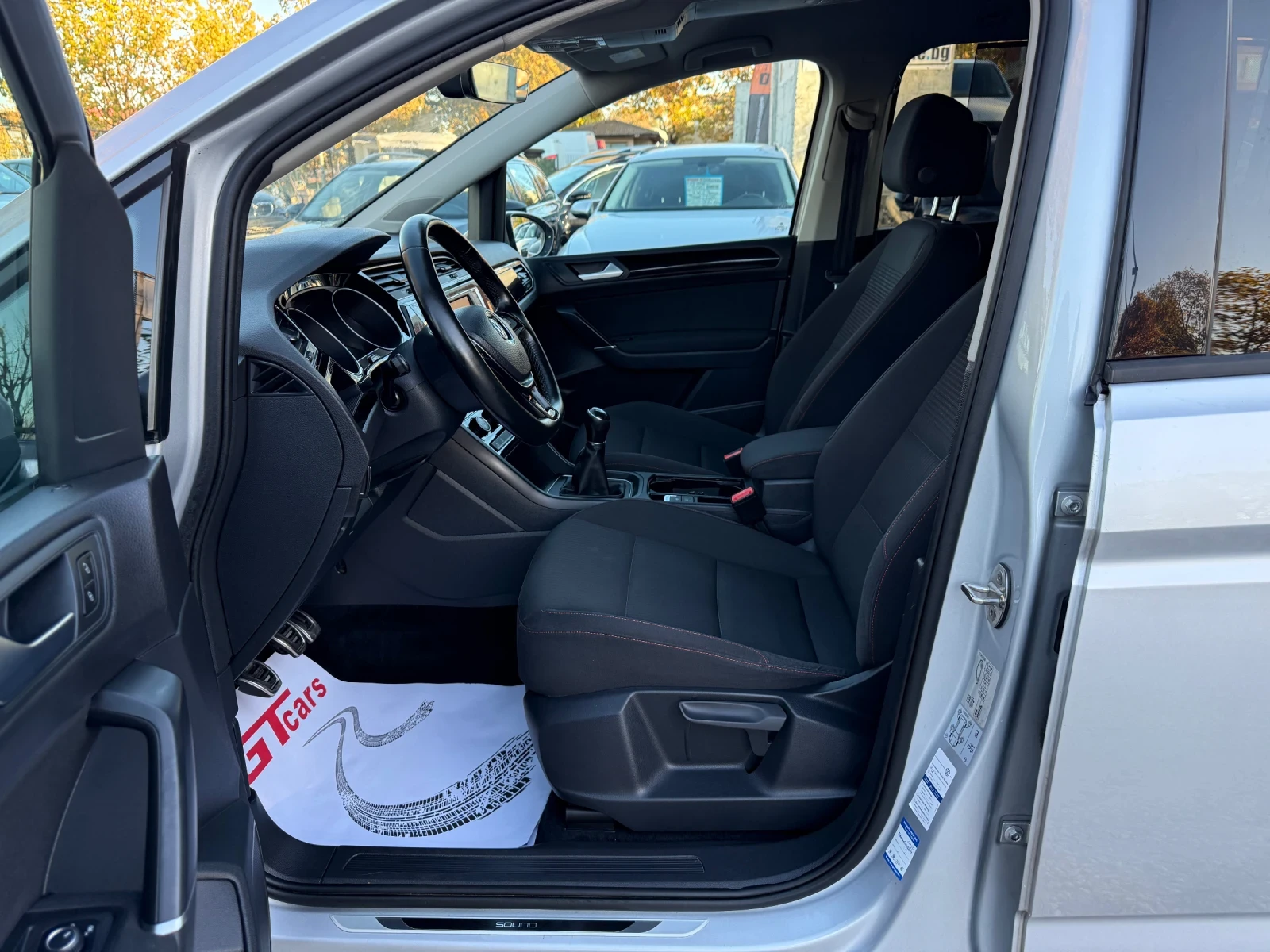 VW Touran 2.0TDI/LED/6+ 1/SOUND - изображение 6